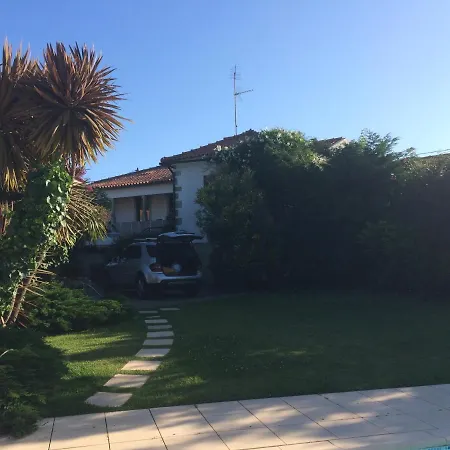 度假居 Casa Do Lago *